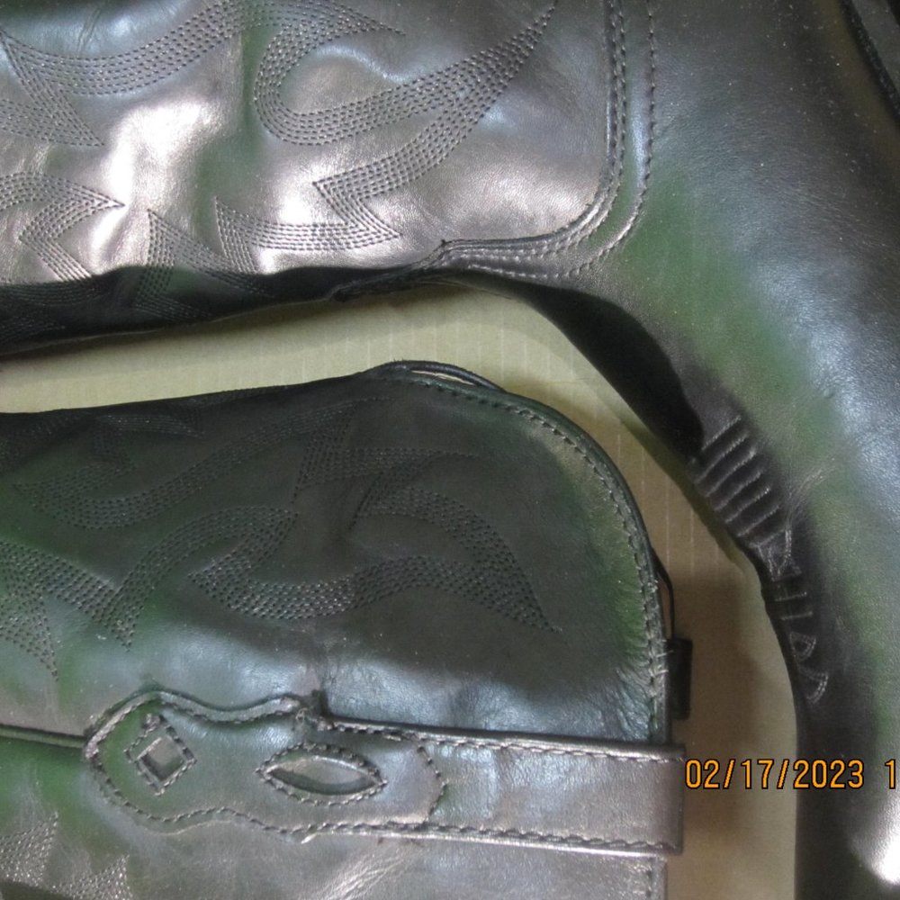 boots - Picture 4 of 12